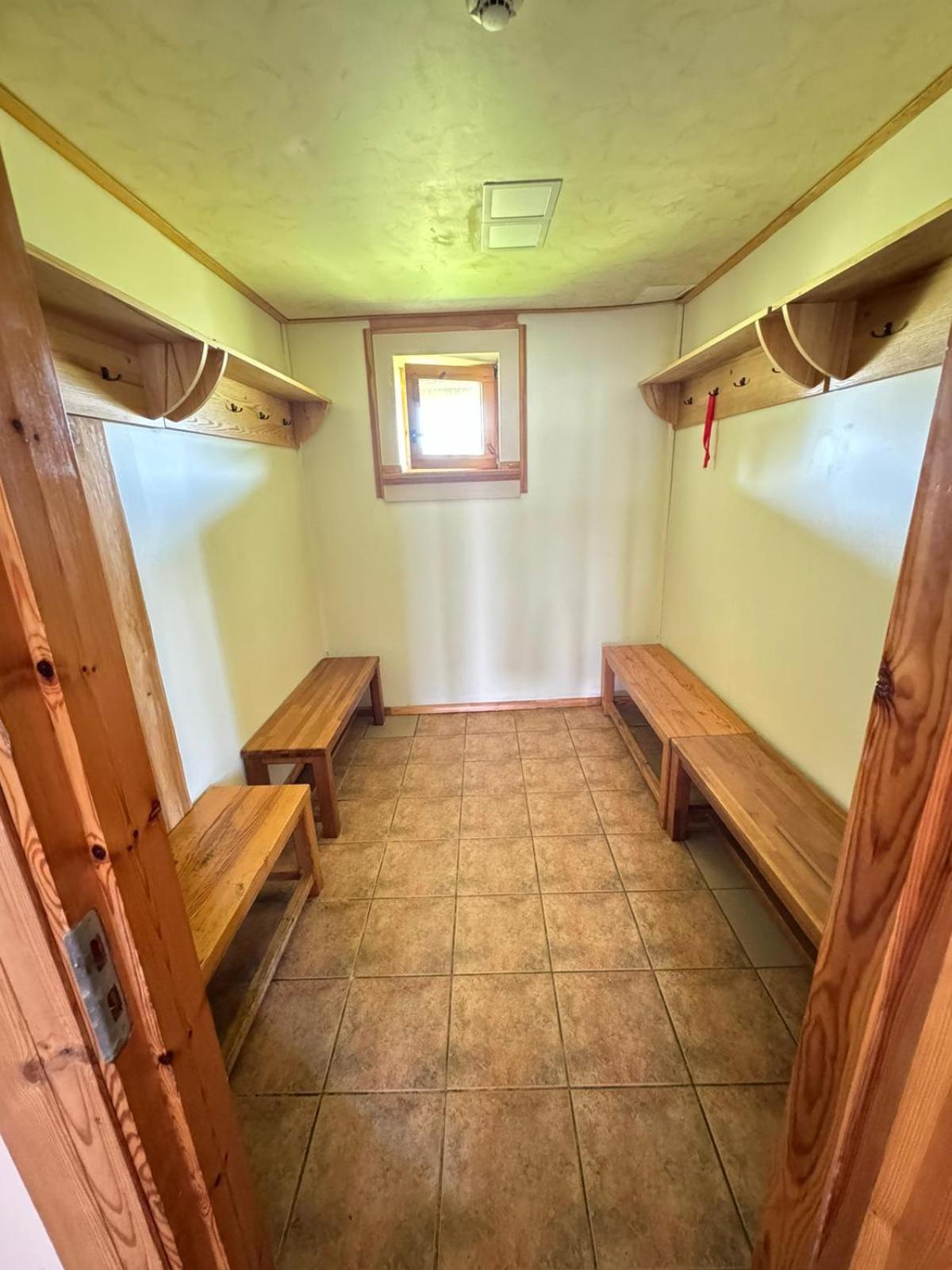 Vonadzini Hotel Stāmeriena Екстериор снимка