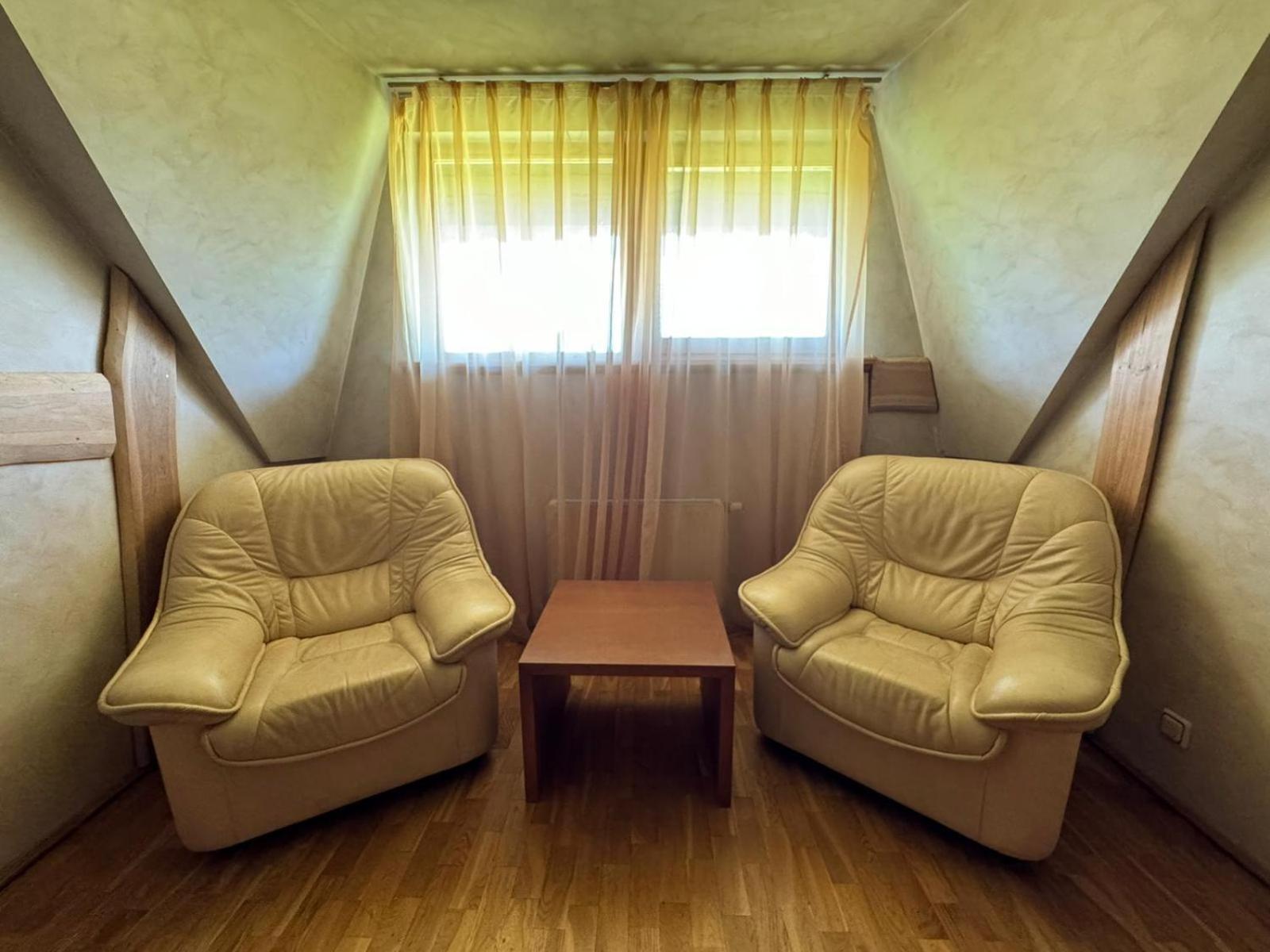 Vonadzini Hotel Stāmeriena Екстериор снимка