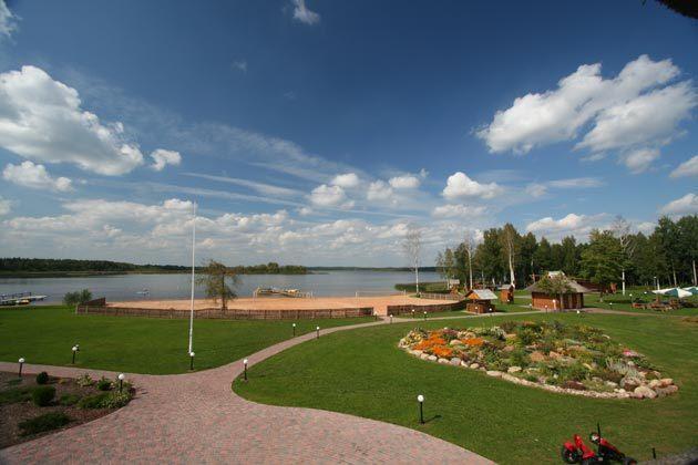Vonadzini Hotel Stāmeriena Екстериор снимка